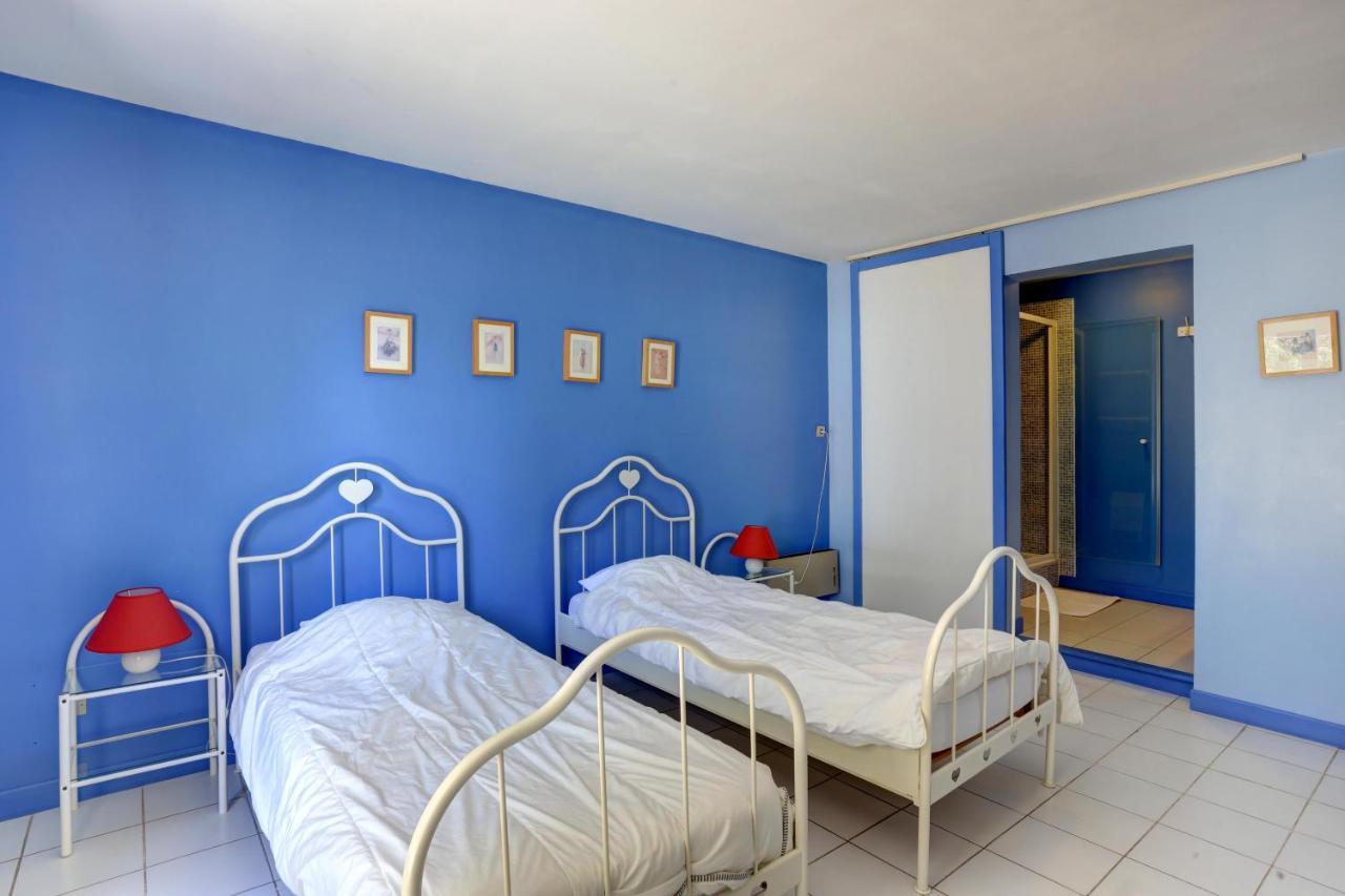 Villa 8 Pers, Climatisee, Piscine Chauffee, Un Havre De Paix Sous Les Pins Parasols Roquebrune-sur Argens Kültér fotó