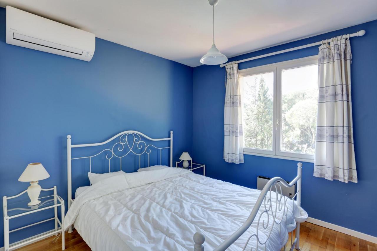 Villa 8 Pers, Climatisee, Piscine Chauffee, Un Havre De Paix Sous Les Pins Parasols Roquebrune-sur Argens Kültér fotó